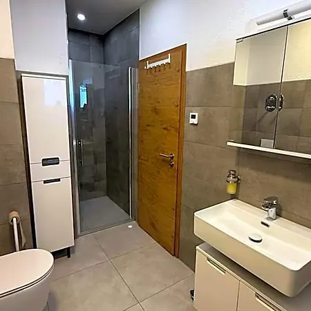 Hostel54 מלון *